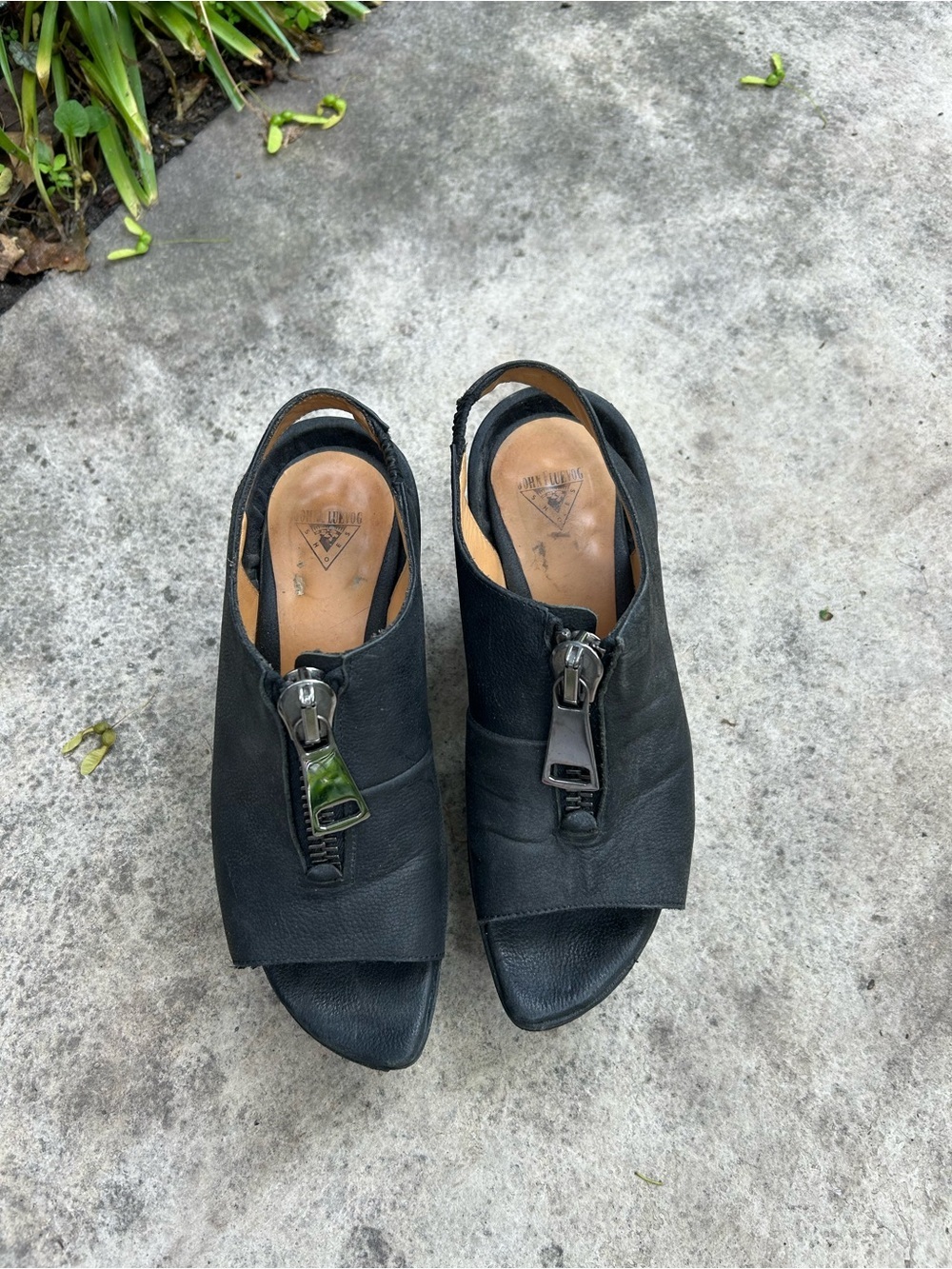 John Fluevog Black Prepare 2.0 Tent Open Toe Platform Sandal, size 7